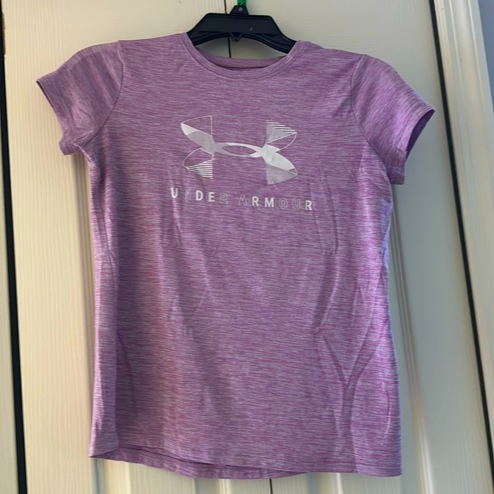 Under Armour Dri -Fit TShirt - Size Youth Large - Color is a light purple